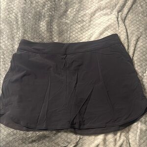 Outdoor Voices skirt with built in Shorts